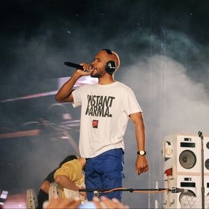 Meet your Posher, Emilia